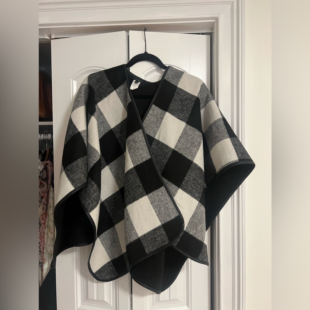 Talbots reversible buffalo check cape / shawl.